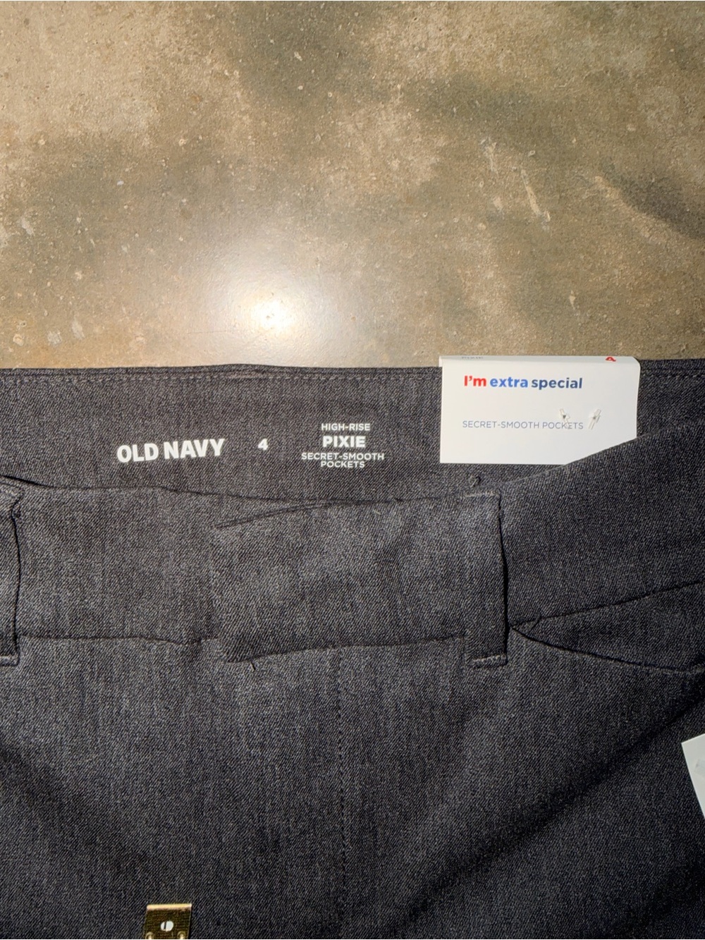 NWT Old Navy High Rise Pixie Flare Dress Pants Gray Size 4 Secret Smooth - Picture 3 of 9